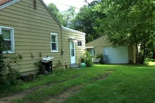 3109 Coleman Ave, Rockford, IL 61101 - Photo 2