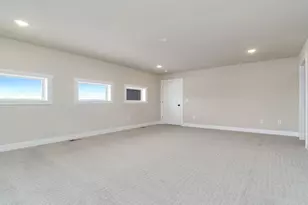 748 Biscayne Pl, Roscoe, IL 61073 - Photo 22