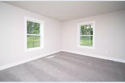 9772 Hawks Pointe Trail, Roscoe, IL 61073 - Photo 10