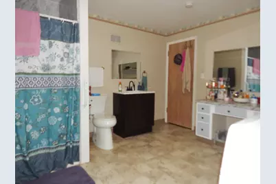1474 S Carroll Avenue, Freeport, IL 61032 - Photo 38