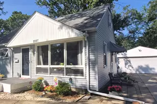 2227 Arizona Ave, Rockford, IL 61108 - Photo 1