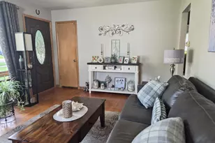 2227 Arizona Ave, Rockford, IL 61108 - Photo 8