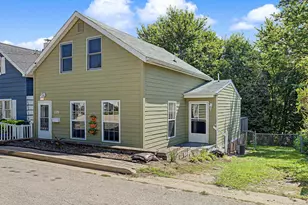 228 Poplar Ave, Galena, IL 61036 - Photo 2