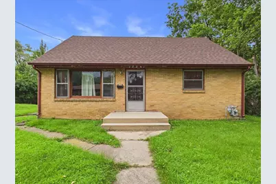 1524 Victoria Avenue, Rockford, IL 61102 - Photo 2