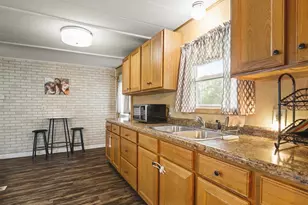 1905 S Walnut Rd, Freeport, IL 61032 - Photo 10