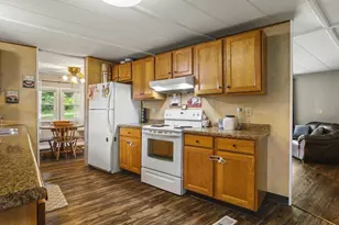 1905 S Walnut Rd, Freeport, IL 61032 - Photo 12