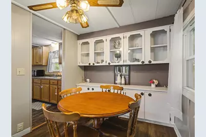 1905 S Walnut Road, Freeport, IL 61032 - Photo 8