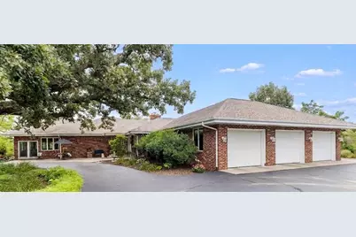 10001 N Hoisington Road, Byron, IL 61010 - Photo 1