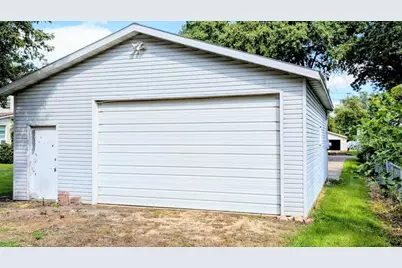 706 S 2nd, Oregon, IL 61061 - Photo 2