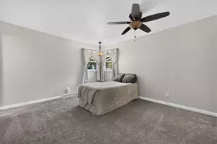 5825 Tipple Rd, Rockford, IL 61102 - Photo 12