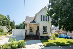 419 S Saxby St, Freeport, IL 61032 - Photo 20