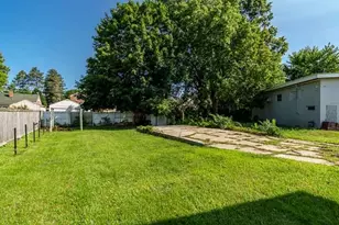 203 Ogilby Rd, Rockford, IL 61102 - Photo 4