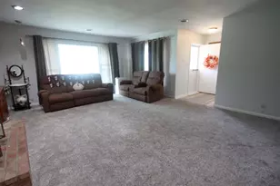 1222 Kay Ave, Rockford, IL 61103 - Photo 10