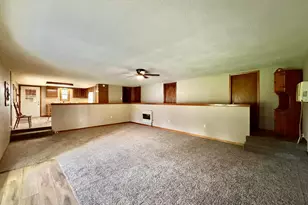 5303 Riverview Rd, Thomson, IL 61285 - Photo 4