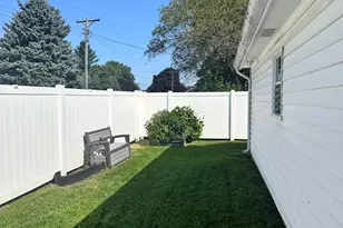 218 S Chestnut St, Shannon, IL 61078 - Photo 4
