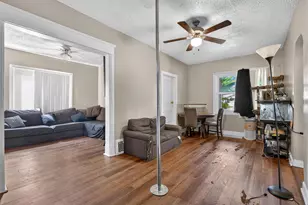 1541 West St, Rockford, IL 61102 - Photo 20