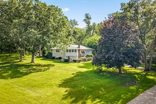 572 Baintree Rd, Lake Summerset, IL 61019 - Photo 8
