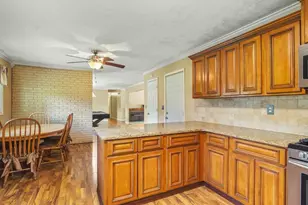 5420 Golden Prairie Cir, Rockford, IL 61109 - Photo 10