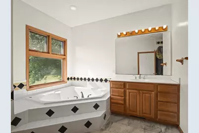 7519 Burr Oak Road, Roscoe, IL 61073 - Photo 22