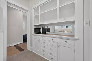 110 W 3rd St, Belvidere, IL 61008 - Photo 26