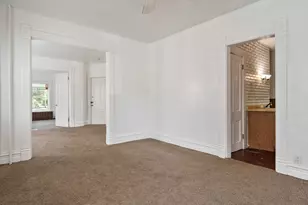 2007 E State St, Rockford, IL 61104 - Photo 18