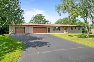 10 Terrace View Blvd, Oregon, IL 61061 - Photo 1