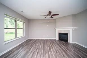 5604 Jackie's Dr, Loves Park, IL 61111 - Photo 8
