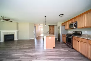 5604 Jackie's Dr, Loves Park, IL 61111 - Photo 2