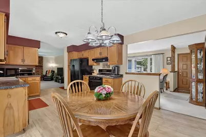 4604 Minns Drive, Machesney Park, IL 61115 - Photo 16