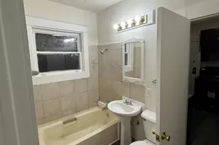 720-722 Locust St, Rockford, IL 61101 - Photo 8