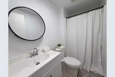 409 N Main Street #Upper Unit, Elburn, IL 60119 - Photo 16