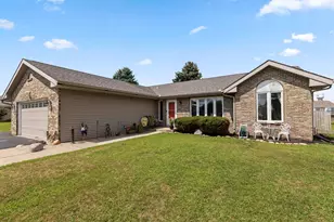 147 Autumnwood Ln, Davis Junction, IL 61020 - Photo 28