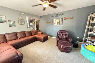 6899 N High Ridge Rd, Galena, IL 61036 - Photo 8