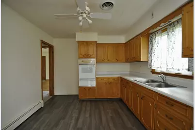 1015 S 1st Avenue, Ottawa, IL 61350 - Photo 4