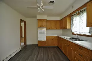 1015 S 1st Ave, Ottawa, IL 61350 - Photo 4