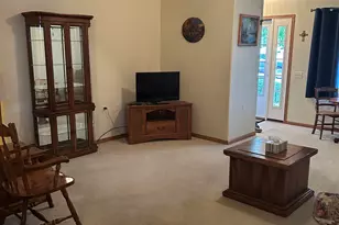 2109 W Navajo Dr, Freeport, IL 61032 - Photo 8