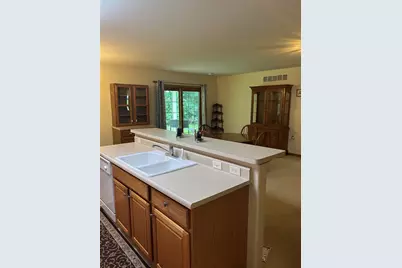 2109 W Navajo Drive, Freeport, IL 61032 - Photo 12