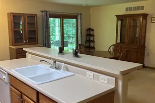 2109 W Navajo Dr, Freeport, IL 61032 - Photo 12