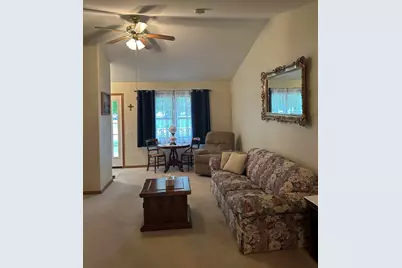 2109 W Navajo Drive, Freeport, IL 61032 - Photo 6