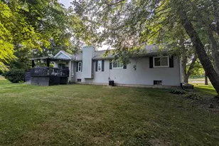 1782 Darby Ln, Davis, IL 61019 - Photo 6