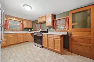 1702 W 3rd St, Sterling, IL 61081 - Photo 8