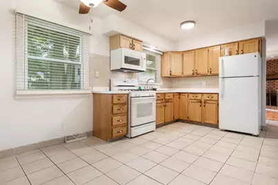 3916 Toft Street, Rockford, IL 61114 - Photo 6