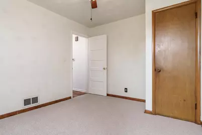 828 Indiana Avenue, Rockford, IL 61102 - Photo 20