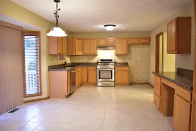 11178 Jasmine Drive, Roscoe, IL 61073 - Photo 8