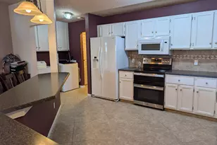 1016 Baxter Ln, Freeport, IL 61032 - Photo 12
