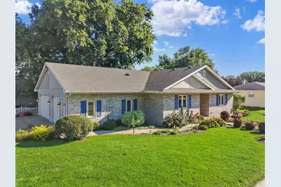 805 Hawthorne Avenue, Janesville, WI 53545 - Photo 4
