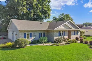 805 Hawthorne Ave, Janesville, WI 53545 - Photo 4
