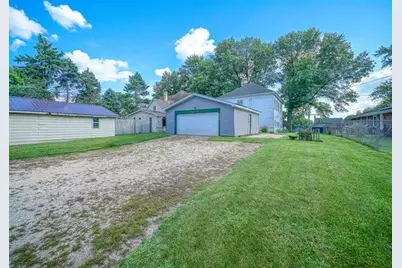 904 N Third Street, Ashton, IL 61006 - Photo 2