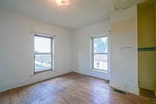 904 N 3rd St, Ashton, IL 61006 - Photo 4