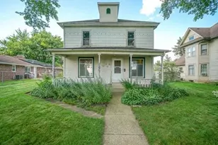 904 N 3rd St, Ashton, IL 61006 - Photo 1